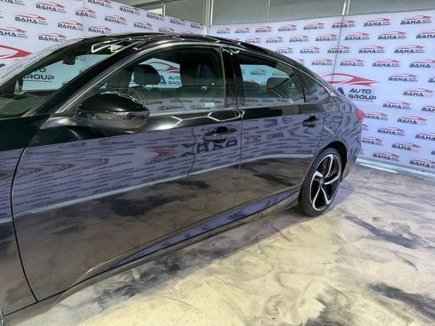 Used 2019 Honda Accord Sport image 4