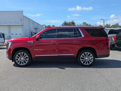 Used 2025 GMC Yukon Denali w/ Denali Reserve Package AWD/4WD image 6