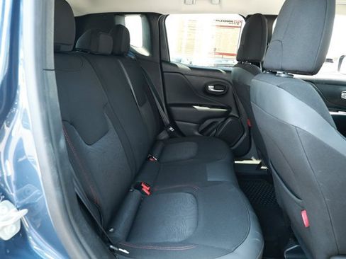 Certified 2023 Jeep Renegade Trailhawk AWD/4WD image 29