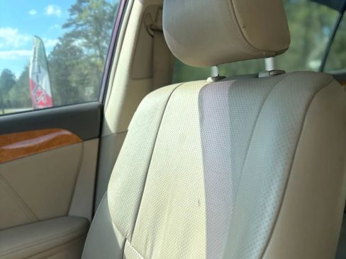 Used 2007 Toyota Avalon Limited image 47