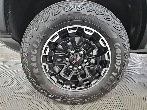 New 2026 GMC Canyon AT4 w/ Technology Plus Package image 46