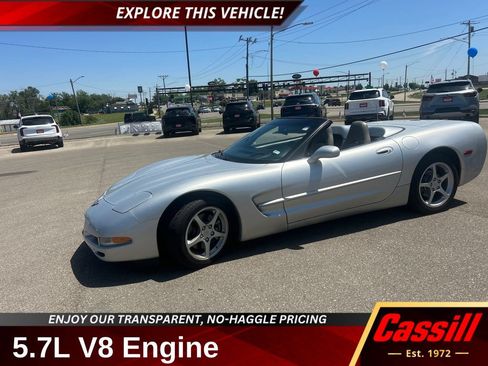 Used 2001 Chevrolet Corvette Convertible w/ Preferred Equipment Group2 RWD image 1