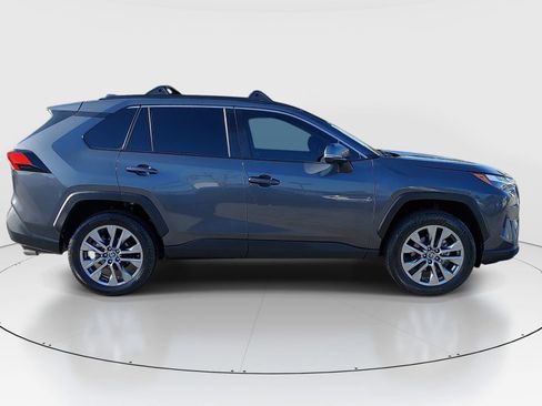 Used 2025 Toyota RAV4 XLE Premium FWD image 8