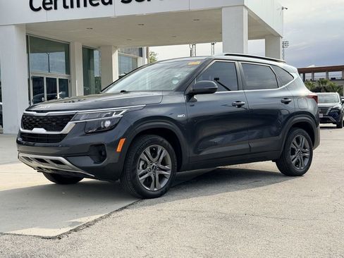 Used 2023 Kia Seltos S image 9