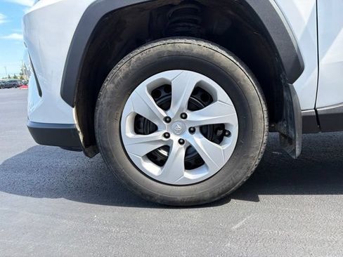 Certified 2024 Toyota RAV4 LE AWD/4WD image 12