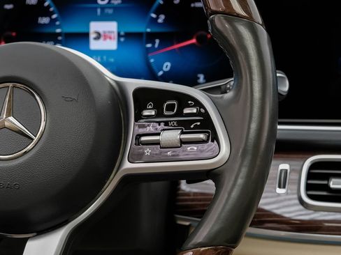 Used 2020 Mercedes-Benz GLE 350 w/ AMG Line Exterior image 16