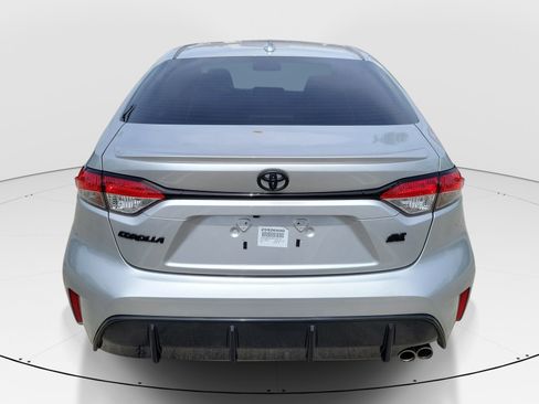Used 2025 Toyota Corolla SE FWD image 6