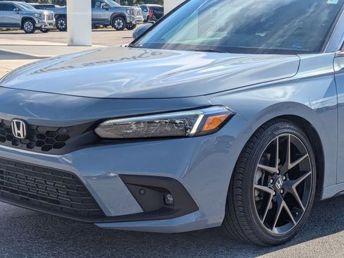 Used 2024 Honda Civic Sport Touring image 6