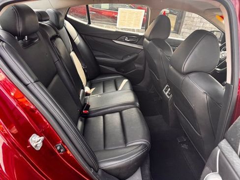 Used 2017 Nissan Maxima 3.5 SV FWD image 23