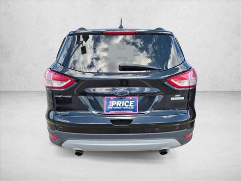 Used 2016 Ford Escape SE w/ Equipment Group 201A FWD image 5