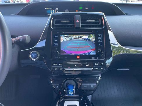 Used 2017 Toyota Prius Four Touring w/ Premium Convenience Package FWD image 23