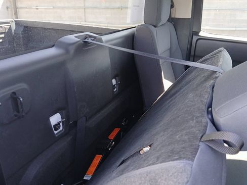 Used 2025 Nissan Frontier S AWD/4WD image 12