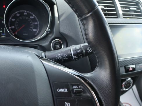 Used 2019 Mitsubishi Outlander Sport SE FWD image 38