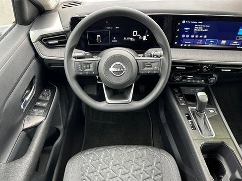 New 2026 Nissan Kicks SV image 15