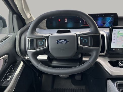 New 2025 Ford Expedition Max Active image 13