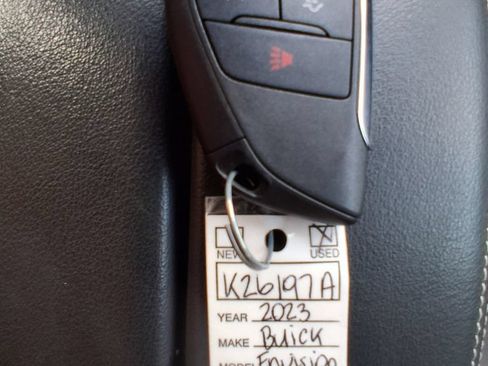 Used 2023 Buick Envision Essence w/ Sport Touring Package FWD image 16
