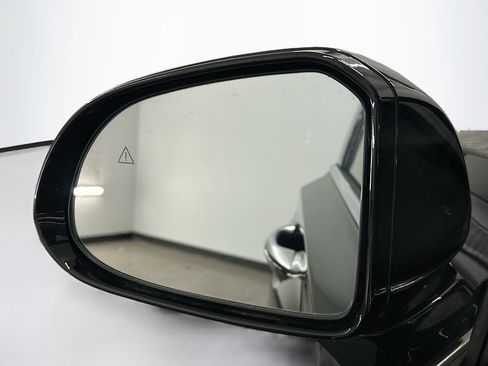 Used 2023 Hyundai Santa Fe SEL Premium w/ Cargo Package image 16