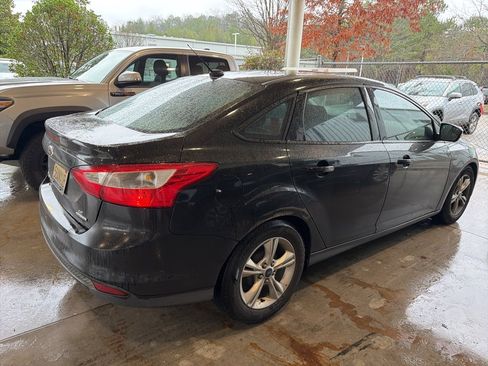 Used 2014 Ford Focus SE image 3