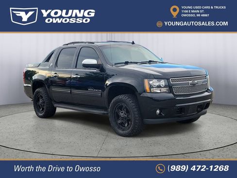 Used 2013 Chevrolet Avalanche LT w/ All-Star Edition AWD/4WD image 2