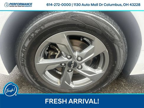 Used 2022 Kia K5 LX FWD image 12