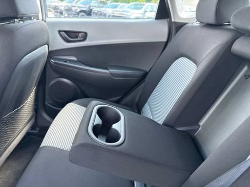 Used 2019 Hyundai Kona SE AWD/4WD image 17