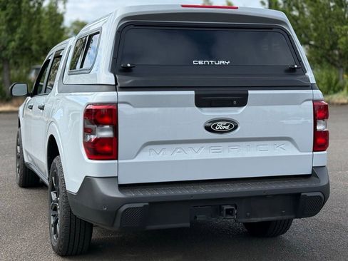 Used 2025 Ford Maverick XLT w/ Equipment Group 301A AWD/4WD image 3