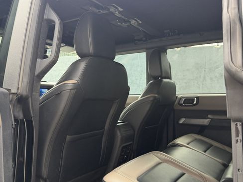 Used 2023 Ford Bronco Wildtrak AWD/4WD image 21
