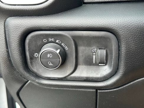 Used 2026 RAM 2500 Big Horn AWD/4WD image 34