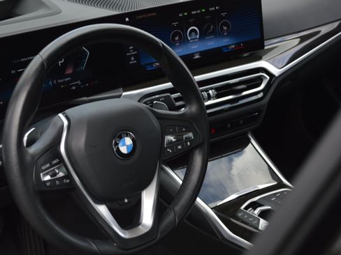 Certified 2023 BMW 330i xDrive Sedan w/ Premium Package AWD/4WD image 24