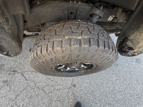 Used 2021 Toyota Tacoma SR w/ SR Convenience Package RWD image 24