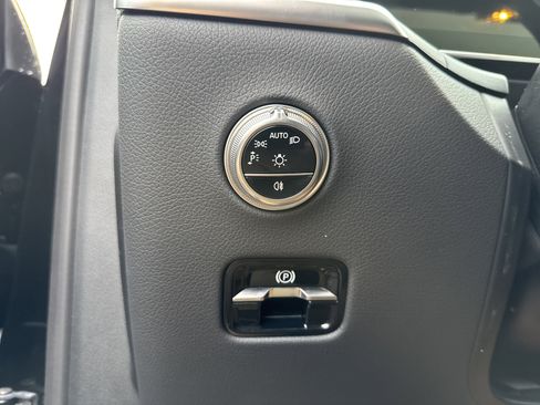 Used 2026 Mercedes-Benz GLC 300 4MATIC image 15