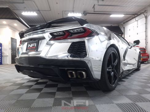 Used 2024 Chevrolet Corvette Stingray Premium Conv w/ Z51 Performance Package RWD image 38