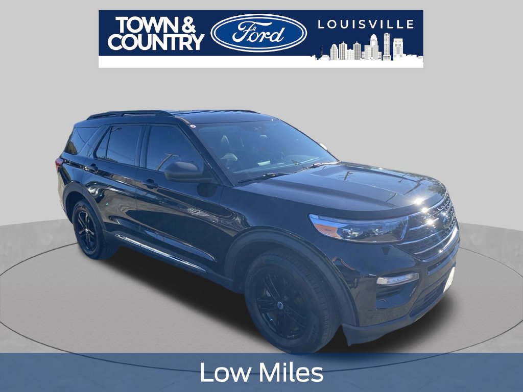 Used 2024 Ford Explorer XLT w/ Equipment Group 202A AWD/4WD image 7