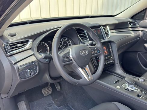 Used 2022 INFINITI QX50 Luxe FWD image 13