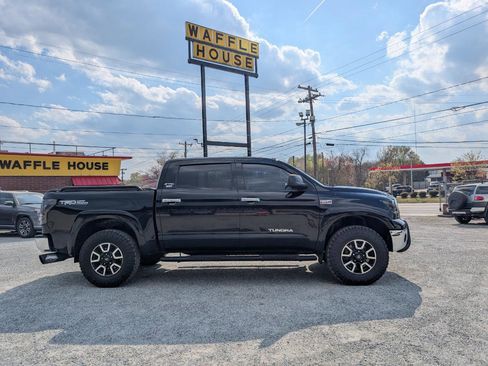Used 2013 Toyota Tundra 4x4 CrewMax w/ TRD Off-Road Pkg image 5