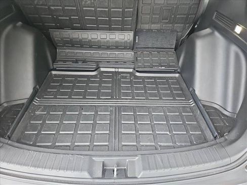 Used 2024 Honda CR-V EX-L image 6