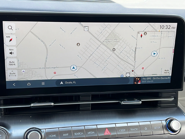 Certified 2025 Hyundai Kona Limited FWD image 22