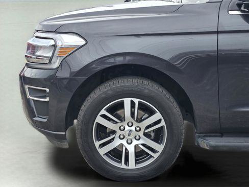 Certified 2024 Ford Expedition Limited AWD/4WD image 8