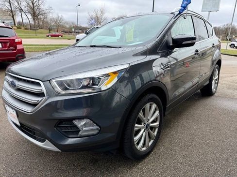Used 2017 Ford Escape Titanium AWD/4WD image 4