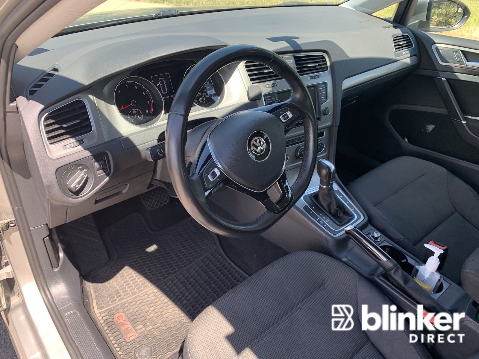 Used 2017 Volkswagen Golf S AWD/4WD image 18