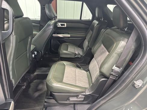 Used 2022 Ford Explorer Timberline w/ Timberline Technology Package AWD/4WD image 12