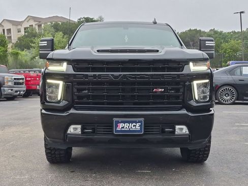 Used 2022 Chevrolet Silverado 2500 LTZ w/ LTZ Plus Package AWD/4WD image 2