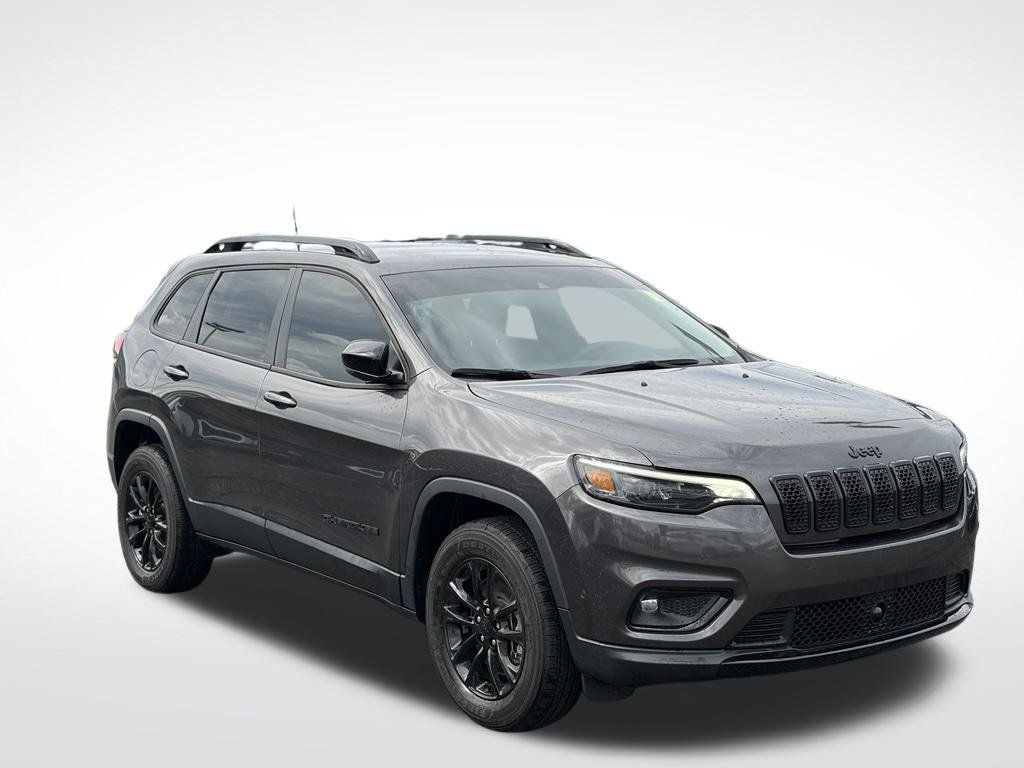 Used 2023 Jeep Cherokee Altitude Lux AWD/4WD image 2
