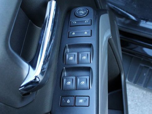 Used 2018 Chevrolet Silverado 1500 LT w/ All Star Edition image 11