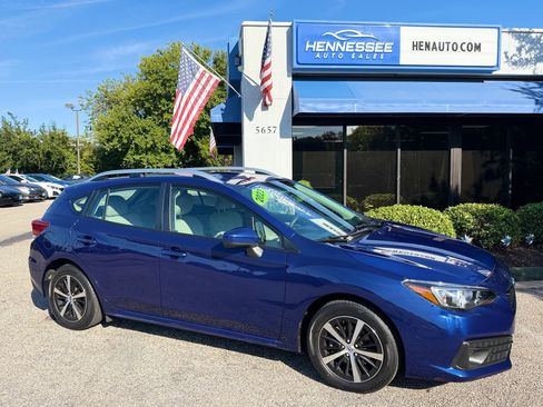 Used 2022 Subaru Impreza 2.0i Premium AWD/4WD image 17
