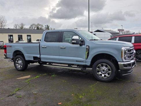 New 2026 Ford F350 Lariat w/ Chrome Package image 3