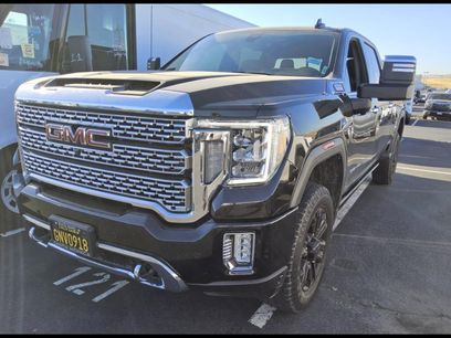 Used 2022 GMC Sierra 2500 Denali w/ Denali Black Diamond Edition