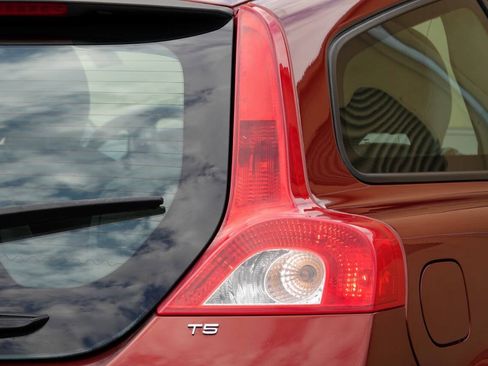 Used 2008 Volvo C30 T5 Version 2.0 FWD image 16