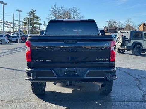 Used 2022 Chevrolet Silverado 2500 Custom w/ Custom Convenience Package image 6