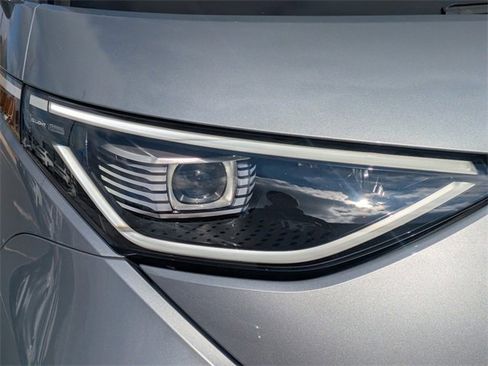 New 2025 Volkswagen ID. Buzz Pro S image 10